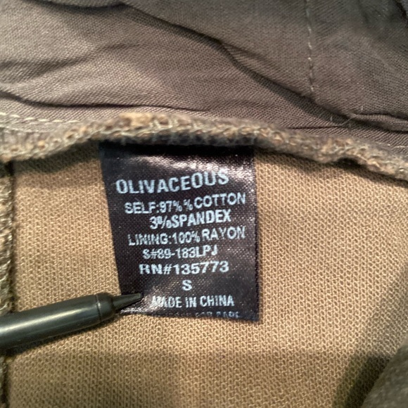 Olivaceous, camo ankle stretch pants, size S - Picture 4 of 8